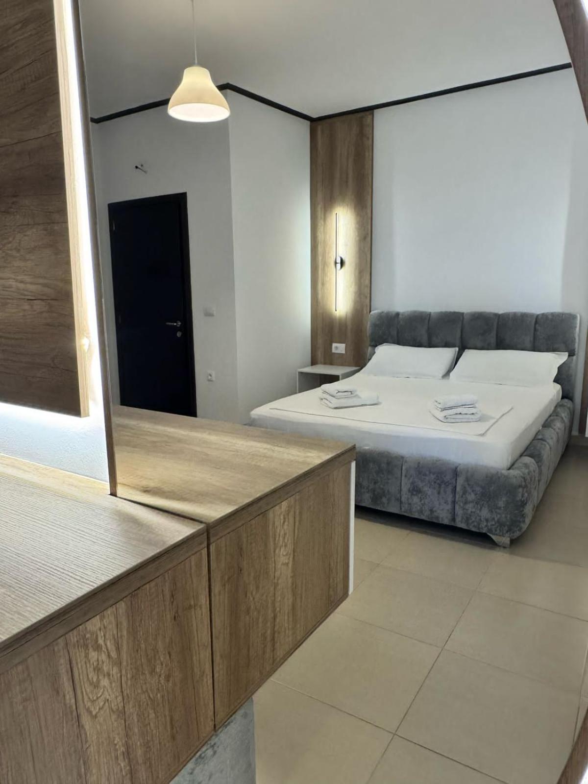 Apartment Shehu Ksamil